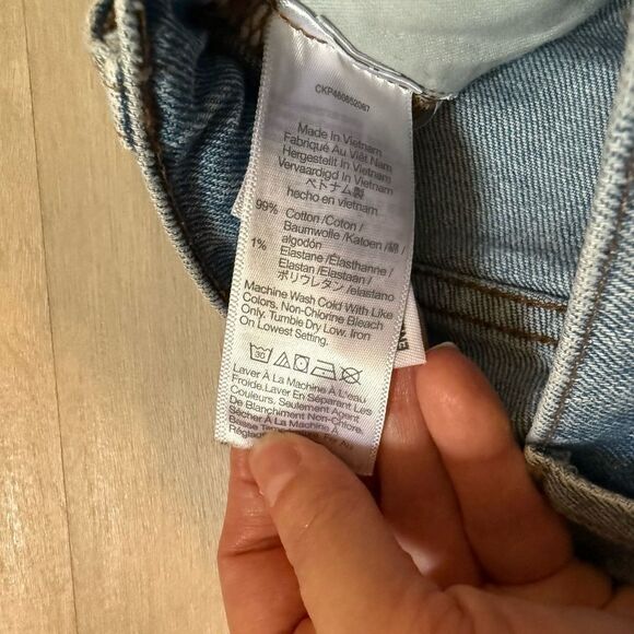 Madewell Blue Distressed Jean Shorts - Picture 5 of 6